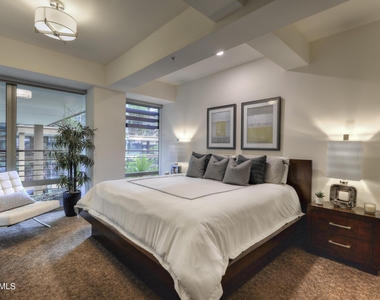 7151 E Rancho Vista Drive - Photo Thumbnail 11