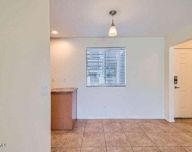 4354 N 82nd Street - Photo Thumbnail 13