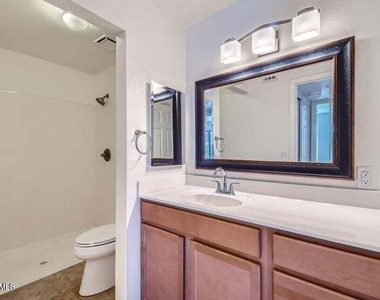 4354 N 82nd Street - Photo Thumbnail 20