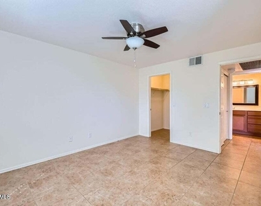 4354 N 82nd Street - Photo Thumbnail 16