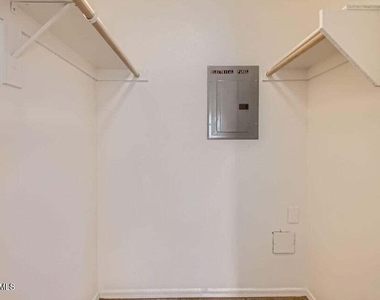 4354 N 82nd Street - Photo Thumbnail 22