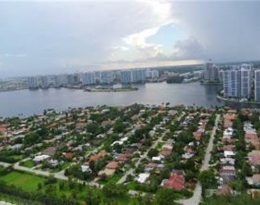 19111 Collins Avenue - Photo Thumbnail 15