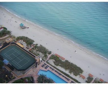 19111 Collins Avenue - Photo Thumbnail 14