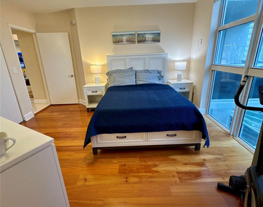 19111 Collins Avenue - Photo Thumbnail 25