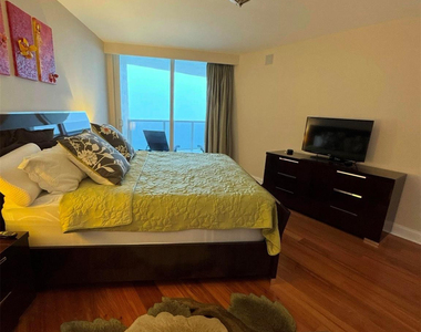 19111 Collins Avenue - Photo Thumbnail 22
