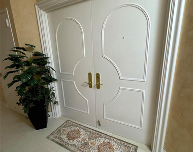 19111 Collins Avenue - Photo Thumbnail 5