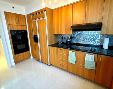 19111 Collins Avenue - Photo Thumbnail 29