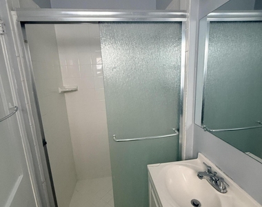 220 Walton Boulevard - Photo Thumbnail 16