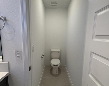 25267 N 172nd Lane - Photo Thumbnail 30