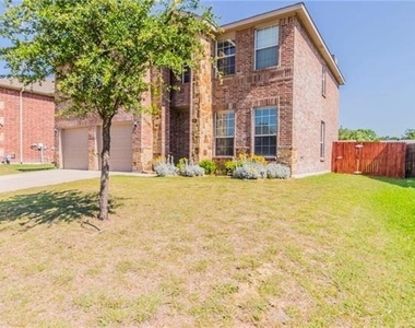 560 Griffith Drive - Photo Thumbnail 1