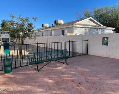 1222 E Mountain View Road - Photo Thumbnail 21