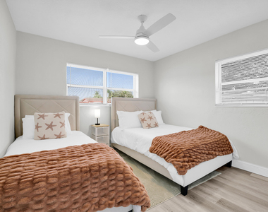 3160 Sw 20th Court - Photo Thumbnail 20