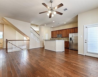 2326 Stutz Drive - Photo Thumbnail 10