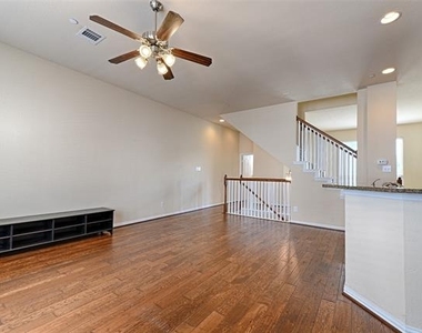 2326 Stutz Drive - Photo Thumbnail 9