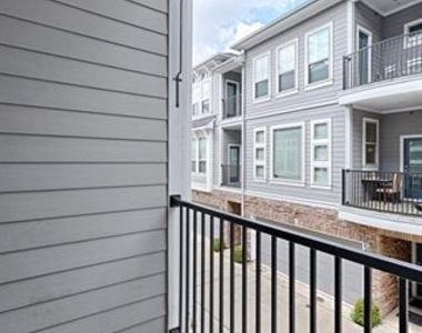 2326 Stutz Drive - Photo Thumbnail 12