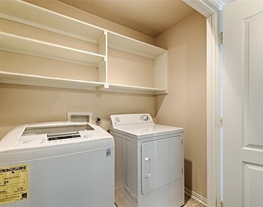 2326 Stutz Drive - Photo Thumbnail 23