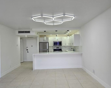 600 Three Islands Boulevard - Photo Thumbnail 8