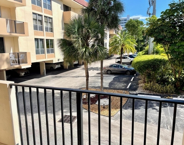 1000 Spanish River Road - Photo Thumbnail 22