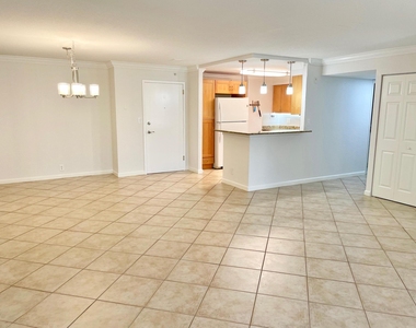 1000 Spanish River Road - Photo Thumbnail 3
