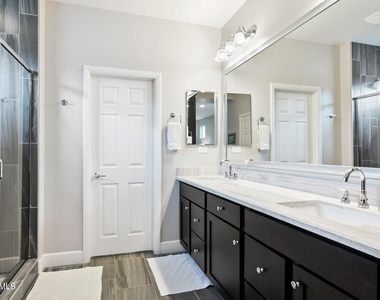 3904 Goldmine Canyon Way - Photo Thumbnail 11