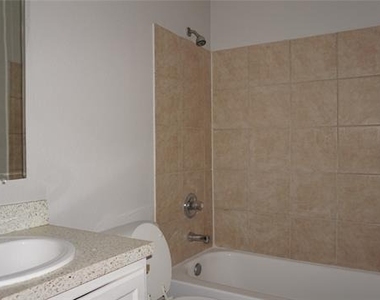 7819 Novella Drive - Photo Thumbnail 10