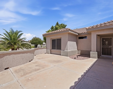 16536 W Rock Springs Lane - Photo Thumbnail 2
