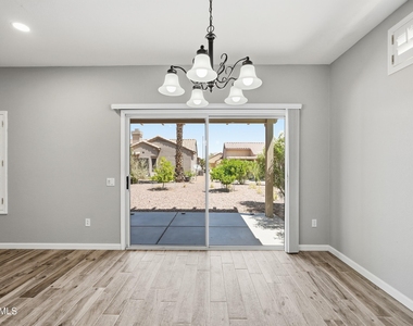 16536 W Rock Springs Lane - Photo Thumbnail 21