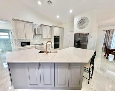 10591 Paso Fino Drive - Photo Thumbnail 3