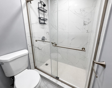 4321 Nw 9th Avenue - Photo Thumbnail 5