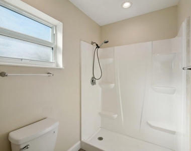 1455 15th Avenue - Photo Thumbnail 17