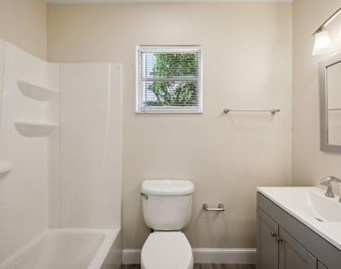 1455 15th Avenue - Photo Thumbnail 19