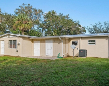 1455 15th Avenue - Photo Thumbnail 20