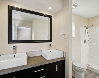 1455 15th Avenue - Photo Thumbnail 16