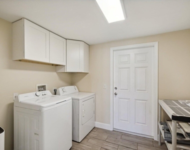 1455 15th Avenue - Photo Thumbnail 18