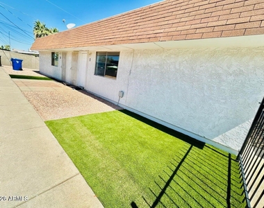 240 S Doran -- - Photo Thumbnail 13