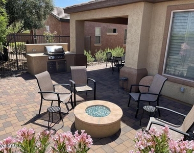 26735 N 127th Drive - Photo Thumbnail 31