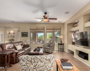 26735 N 127th Drive - Photo Thumbnail 6