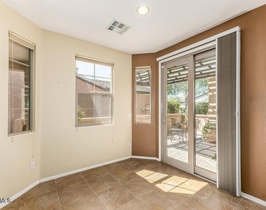 26735 N 127th Drive - Photo Thumbnail 14