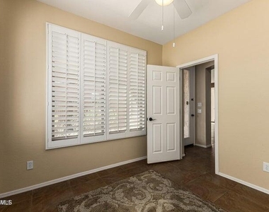 26735 N 127th Drive - Photo Thumbnail 18