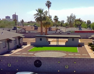 4306 N 12th Street - Photo Thumbnail 11