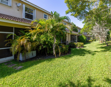 13792 Creston Place - Photo Thumbnail 9