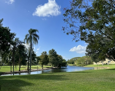 12840 Vista Isles Drive - Photo Thumbnail 11