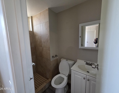 2336 N 11th Street - Photo Thumbnail 14