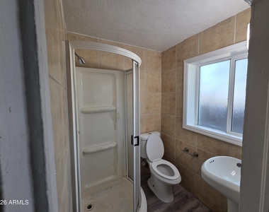 2336 N 11th Street - Photo Thumbnail 9