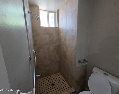 2336 N 11th Street - Photo Thumbnail 15