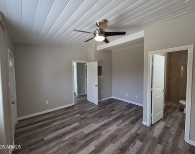 2336 N 11th Street - Photo Thumbnail 17