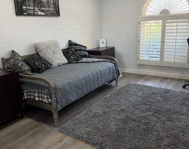 26241 S Lakemont Drive - Photo Thumbnail 22