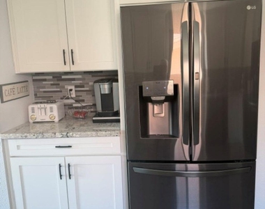 26241 S Lakemont Drive - Photo Thumbnail 7