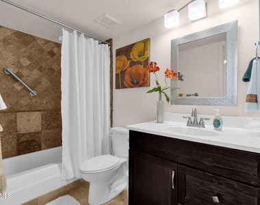 3313 N 68th Street - Photo Thumbnail 12
