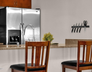 3313 N 68th Street - Photo Thumbnail 4